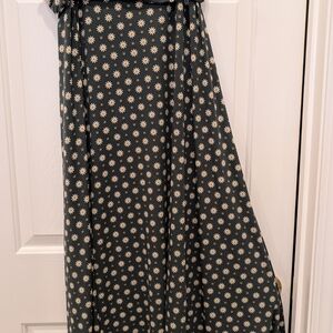 LuLaRoe Black and White Daisy Maxi Skirt